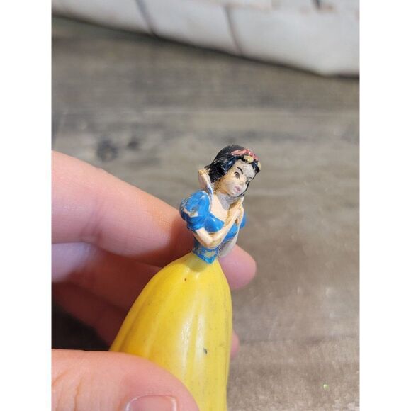Princess AS IS Snow White Seven Dwarfs Disney Pixar toy figure - Picture 3 of 7